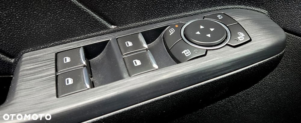 Ford Kuga 2.0 EcoBlue 4x4 TITANIUM X - 37