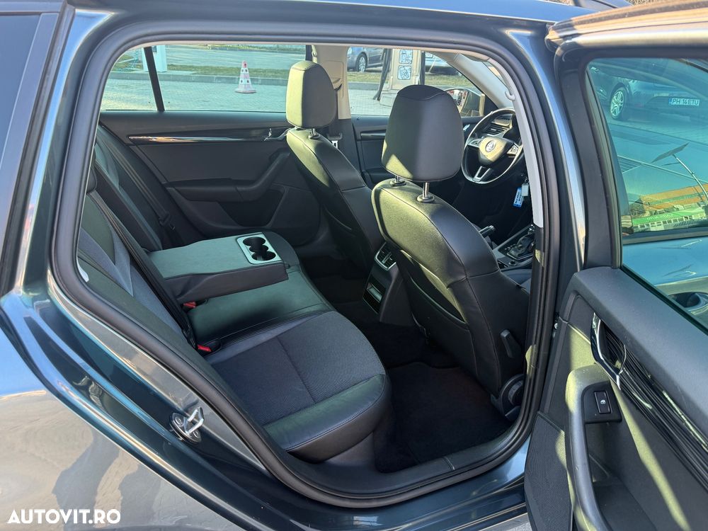 Skoda Octavia 2.0 TDI DSG Premium Edition - 11
