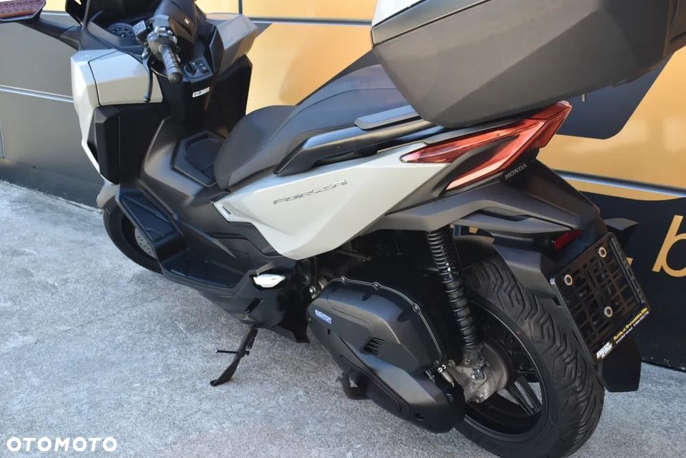 Honda NSS - 15