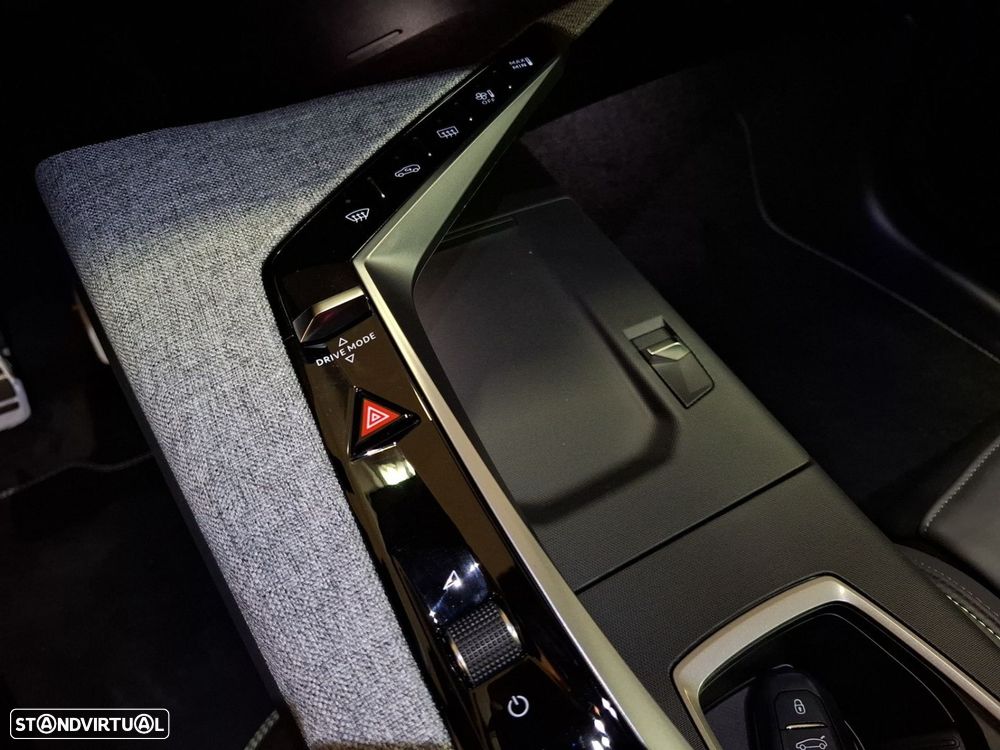Peugeot E-3008 73 kWh GT - 20