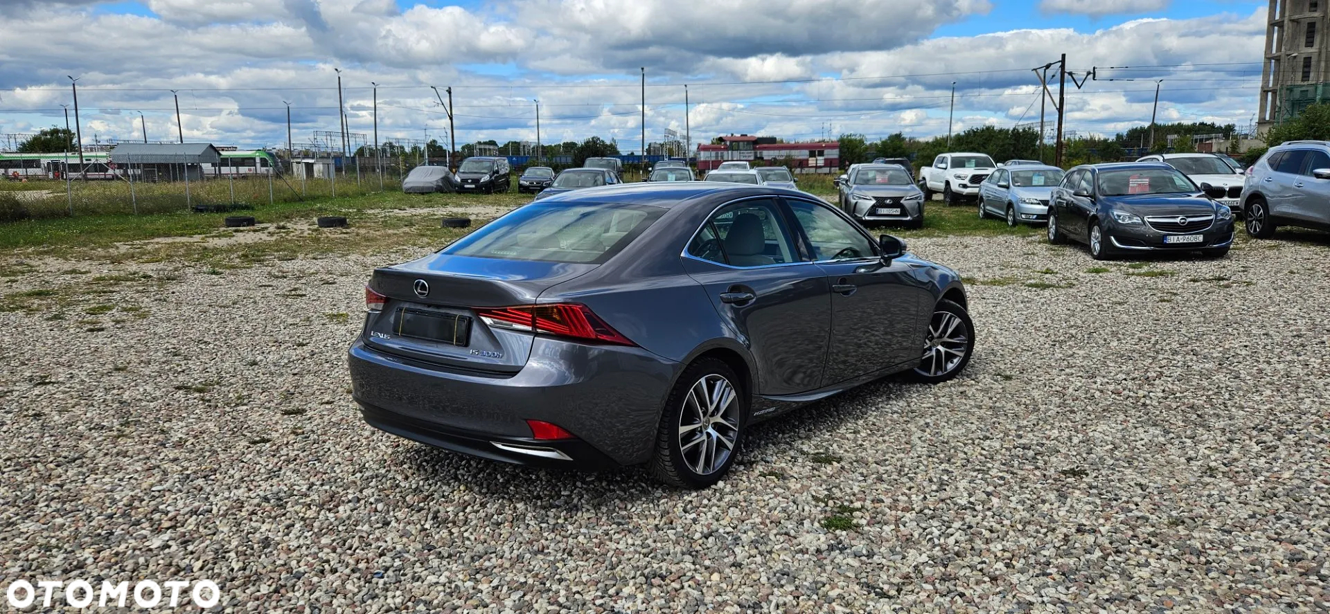 Lexus IS 300h Business Edition - 2
