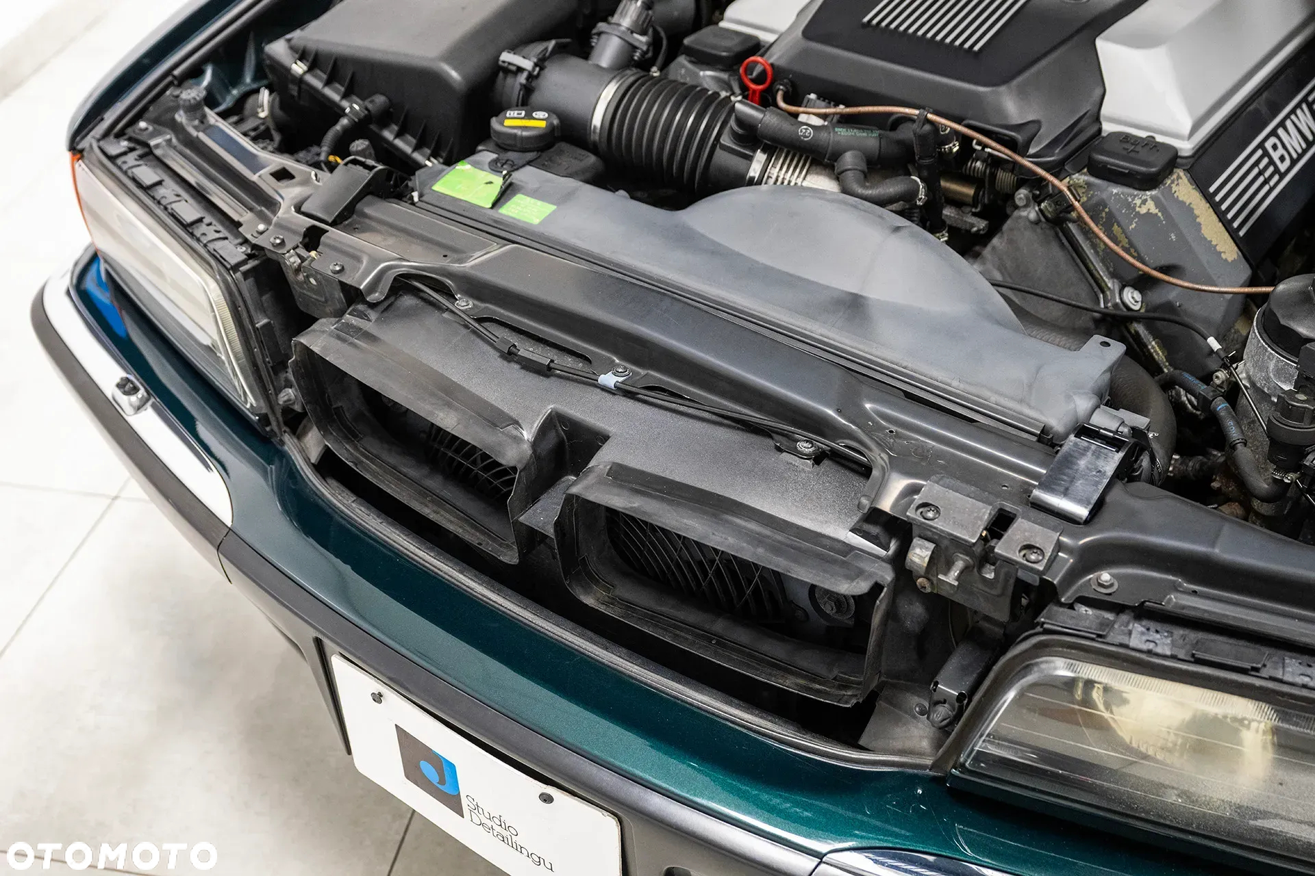 BMW Seria 7 - 35