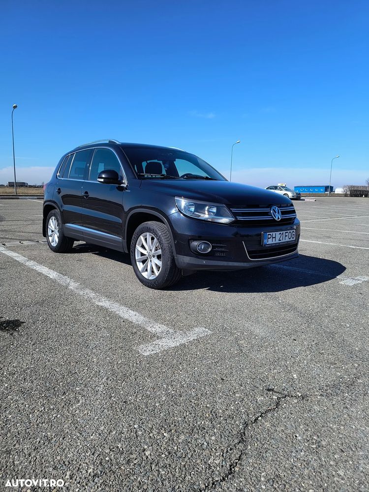 Volkswagen Tiguan - 1