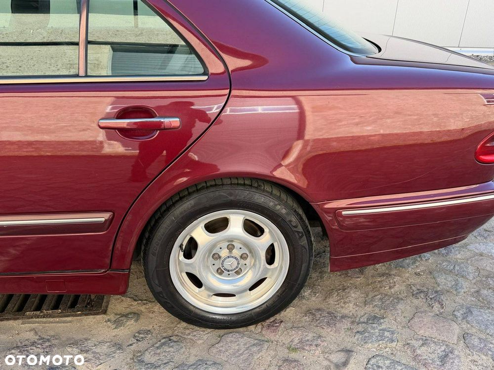 Mercedes-Benz Klasa E - 10