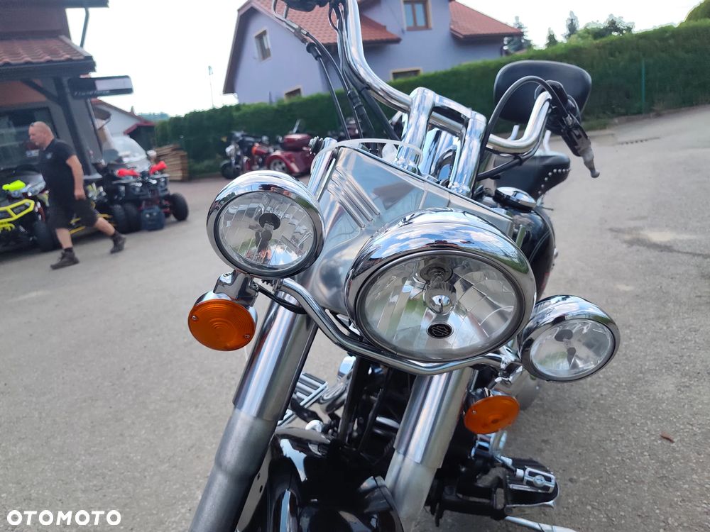Harley-Davidson Softail Heritage Classic - 31