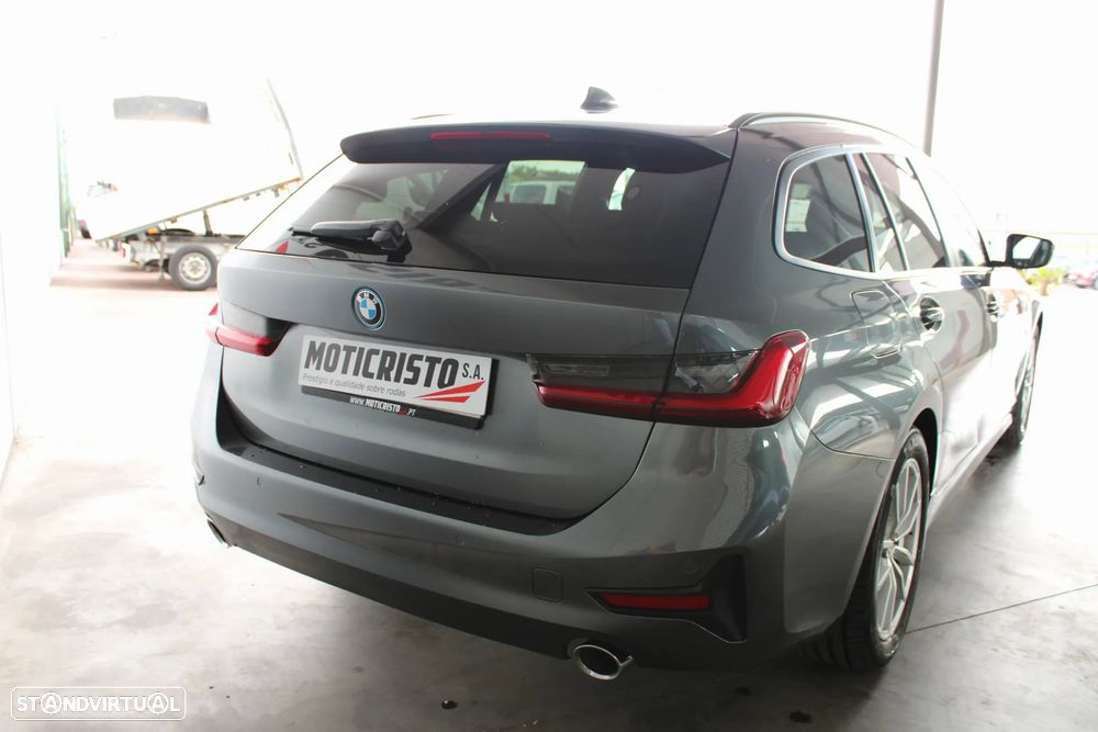 BMW 320 e Touring Corporate Edition Auto - 3