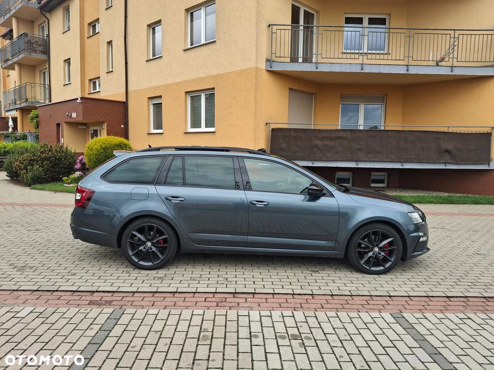 Skoda Octavia 2.0 TDI 4x4 DSG RS - 16