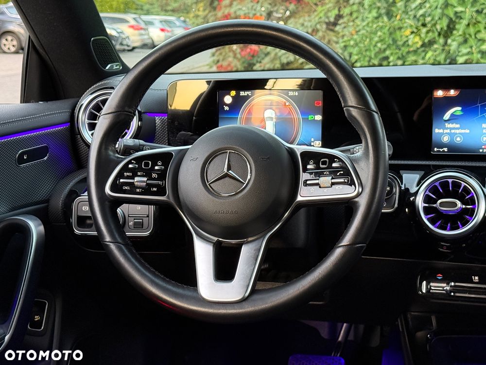 Mercedes-Benz CLA 220 d AMG Line 8G-DCT - 22
