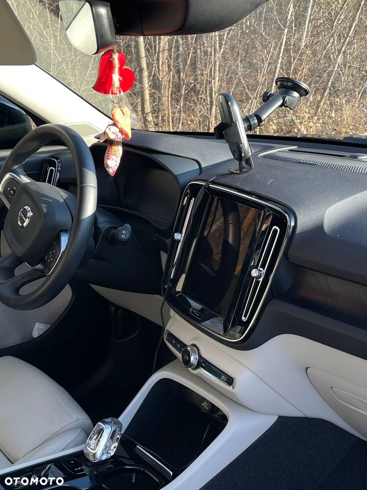 Volvo XC 40 T5 Plug-In Hybrid Plus Dark - 8