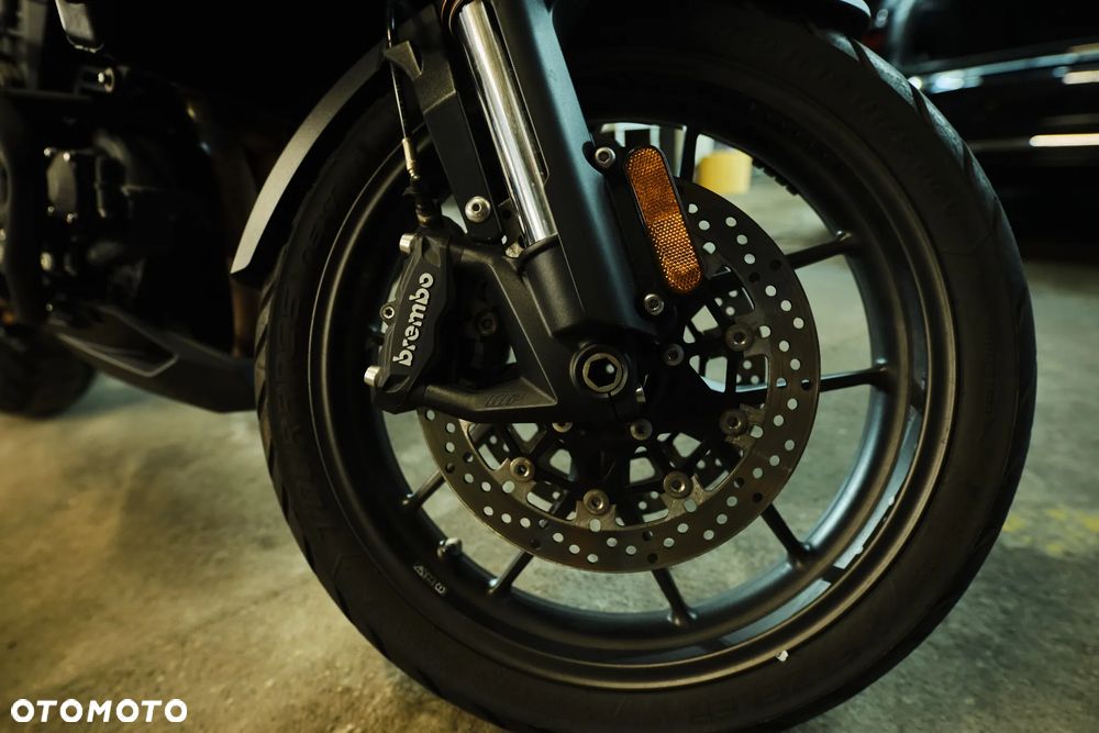 Triumph Tiger - 4