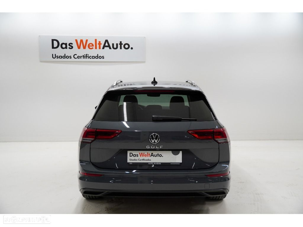 VW Golf Variant 2.0 TDi Life DSG - 7