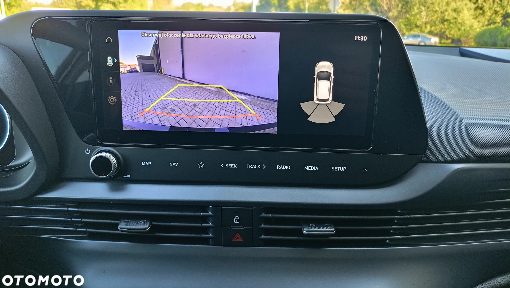 Hyundai i20 1.2 Modern - 12