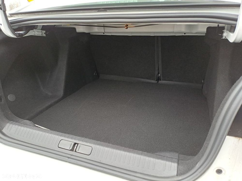 Citroën C4X 1.2 PureTech Feel S&S - 33