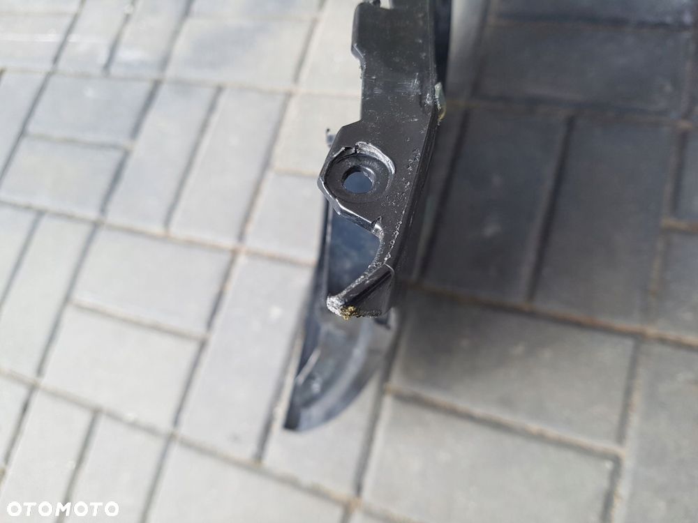 audi a4 b9 lift avant kombi zderzak tył 8w9807511ab - 8