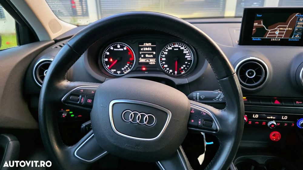 Audi A3 Sportback 1.2 TFSI Attraction - 11