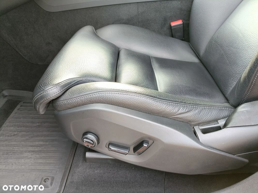 Volvo XC 60 T5 AWD Inscription - 35