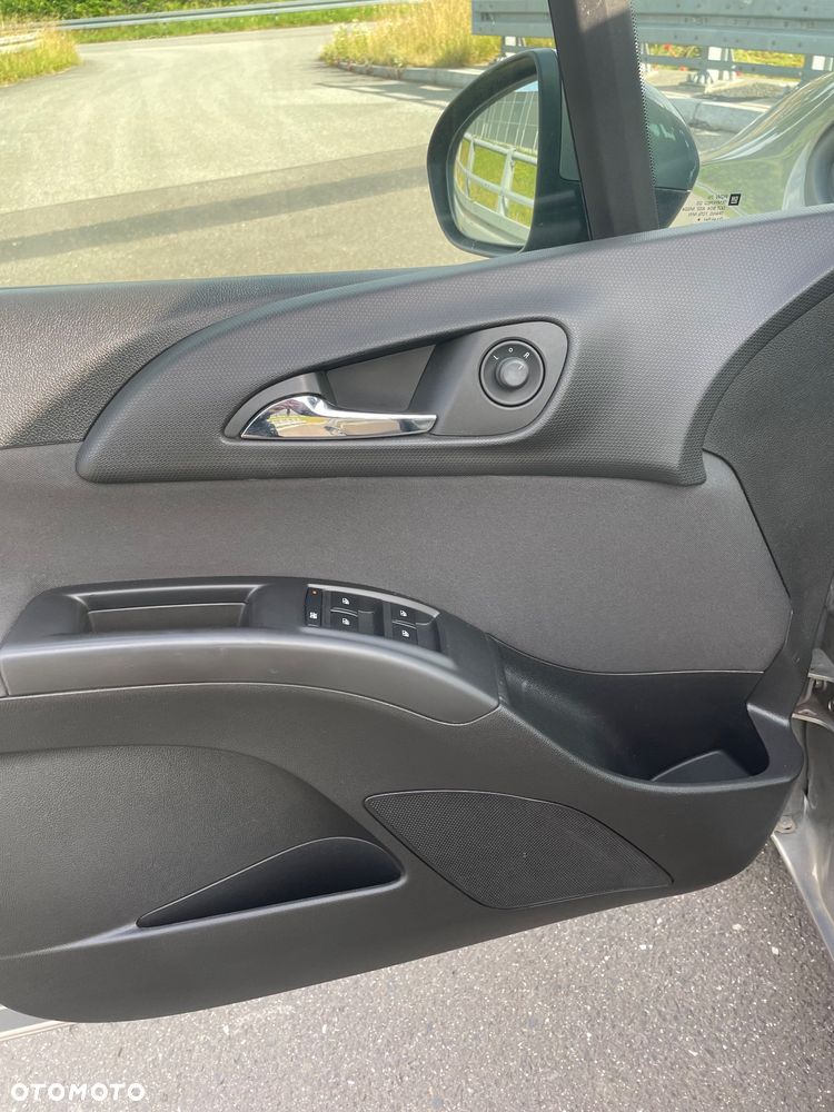 Opel Meriva - 18