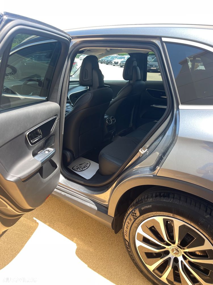 Mercedes-Benz GLC 220 d 4Matic 9G-TRONIC Edition Avantgarde - 27