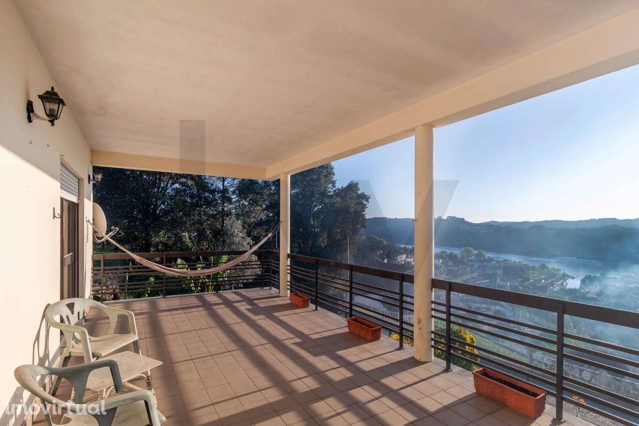 Exclusividade e Natureza à Beira Rio: Moradia T4 com 8.100 m2 e Vista - Grande imagem: 2/27