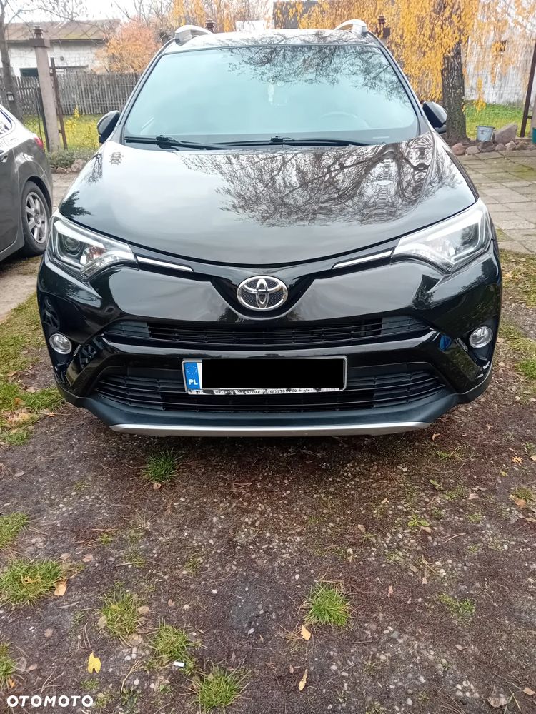 Toyota RAV4 - 1