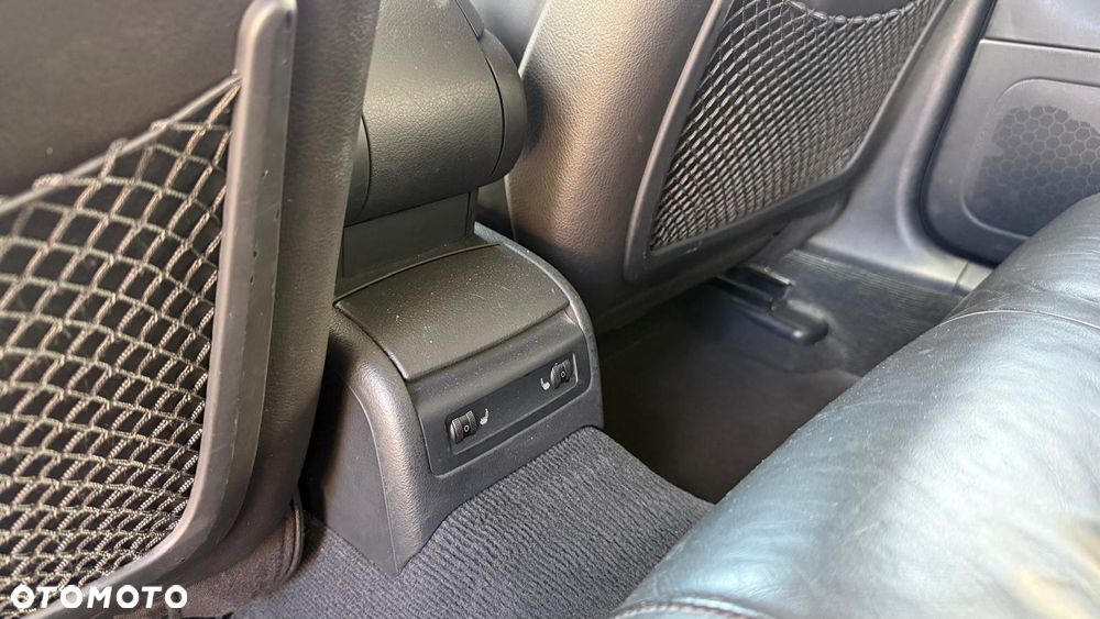 Audi A4 Avant 2.0 T FSI quattro tiptronic - 14