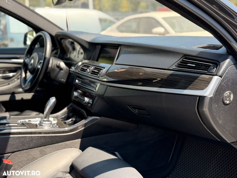 BMW Seria 5 530d Sport-Aut. Modern Line - 26