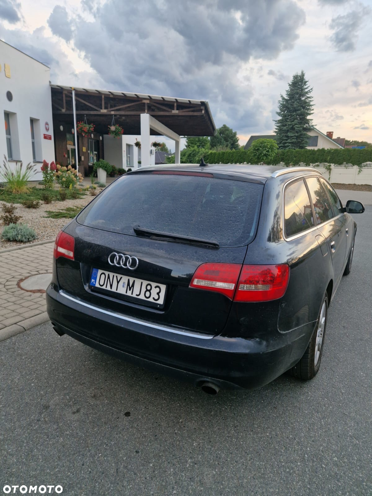 Audi A6 - 4
