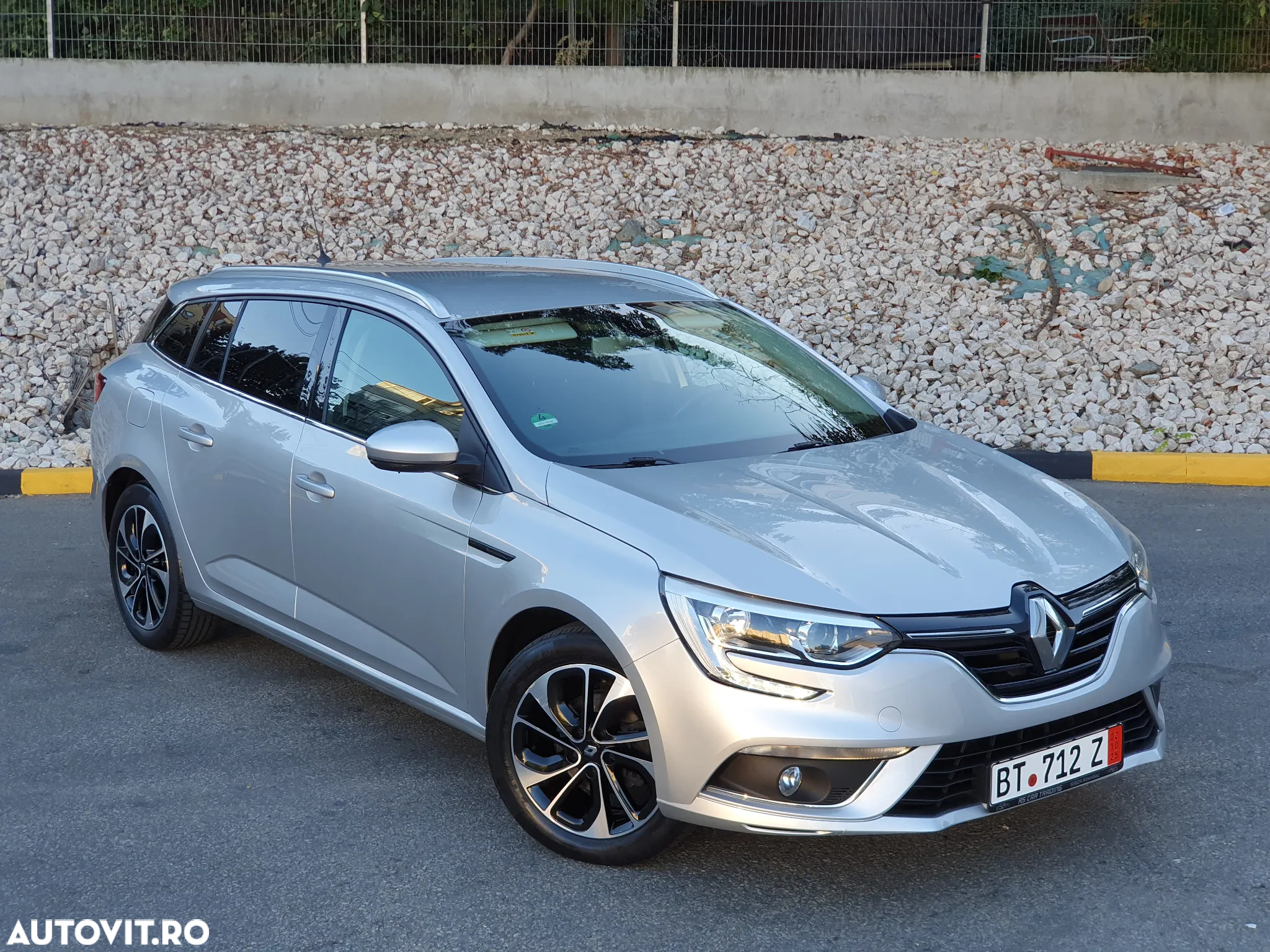 Renault Megane Grandtour ENERGY dCi 110 Start & Stopp Paris Business - 2