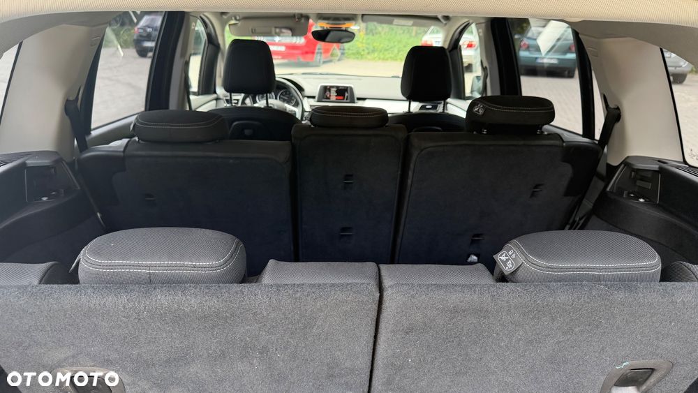 BMW Seria 2 218d Sport-Aut Sport Line - 12