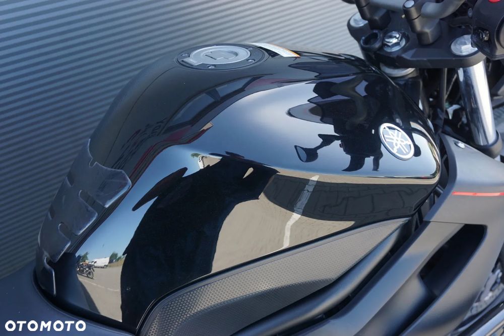Yamaha XJ - 5