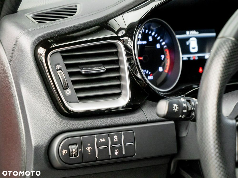 Kia ProCeed 1.5 T-GDI GT Line DCT - 23