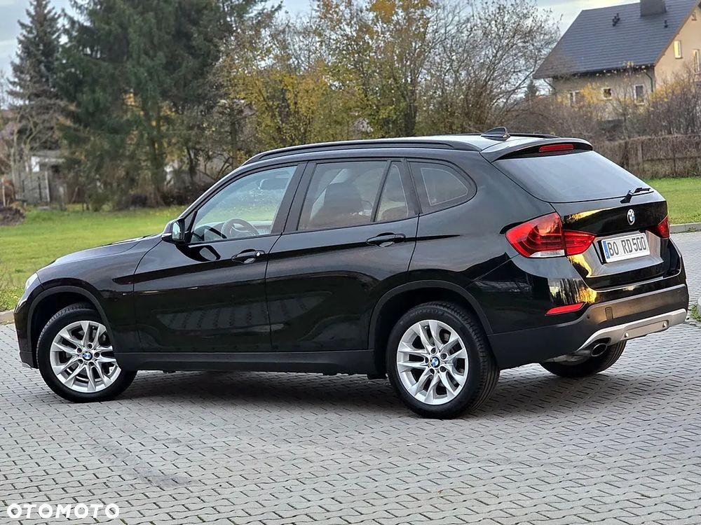 BMW X1 sDrive18i - 16