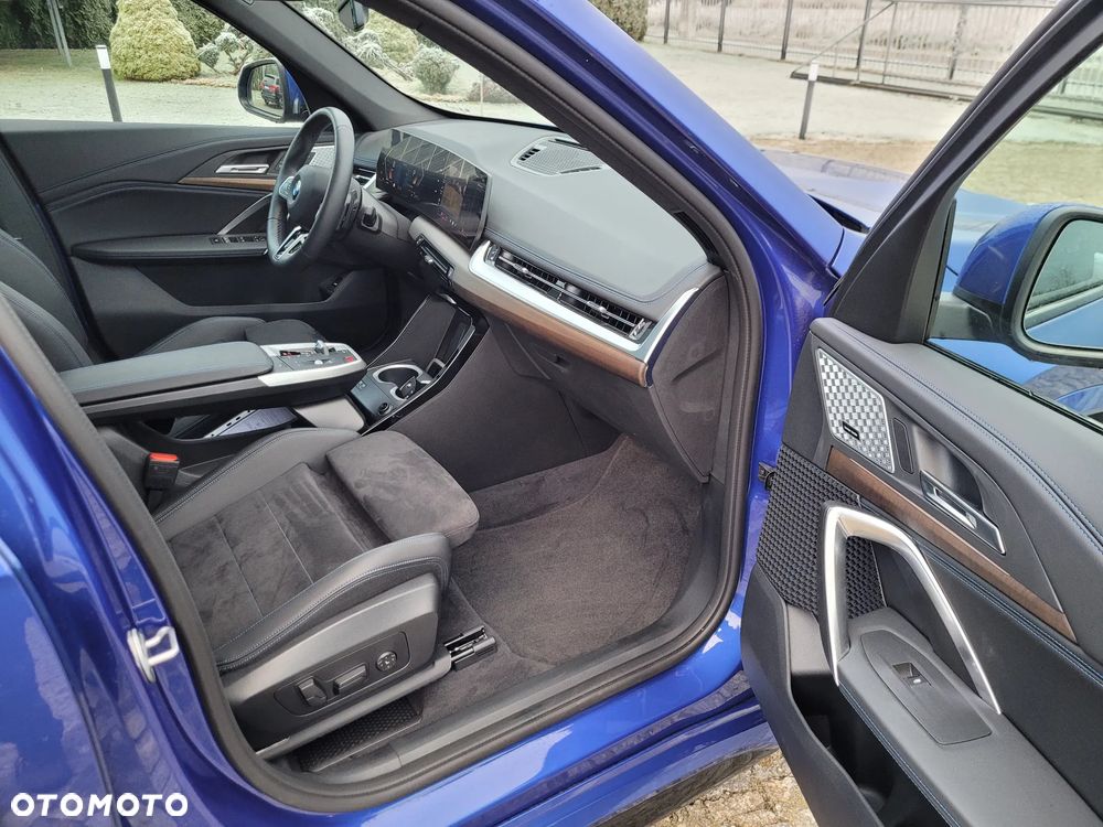 BMW X1 xDrive23i M Sportpaket - 8