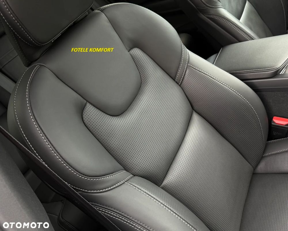 Volvo XC 60 B4 D AWD Plus Dark - 10