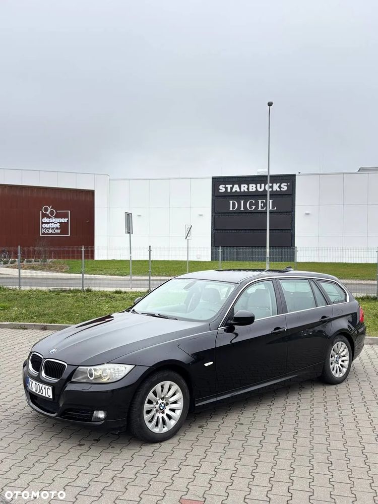 BMW Seria 3 318i - 13