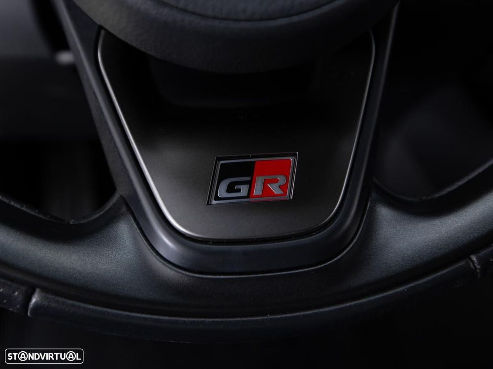 Toyota Yaris 1.5 HDF GR Sport - 15