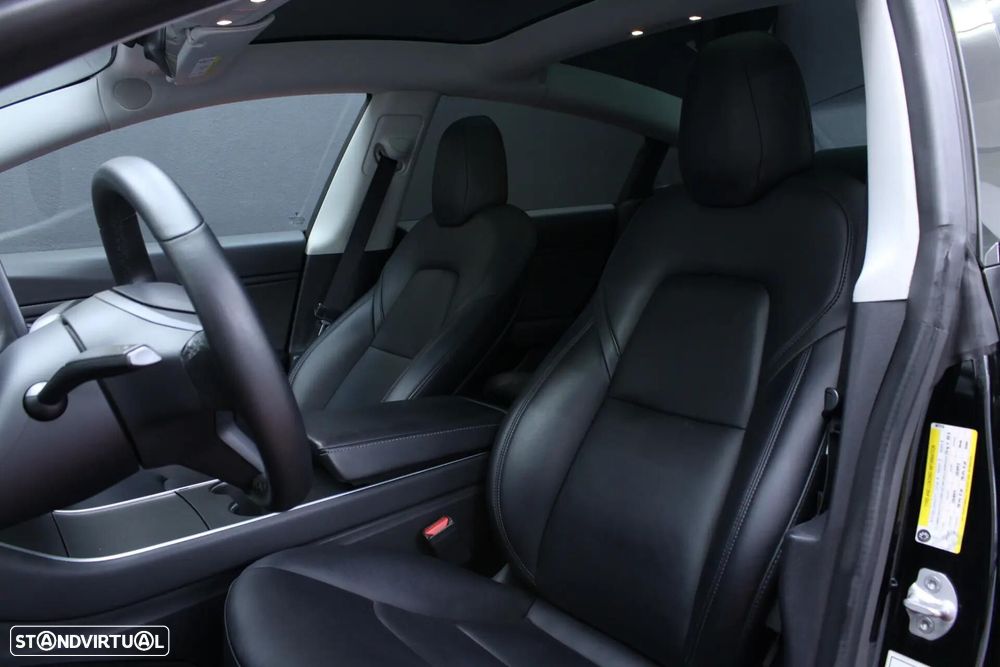 Tesla Model 3 Long-Range Dual Motor AWD - 12