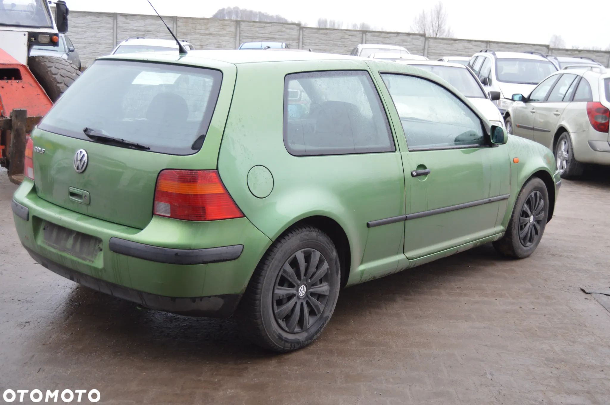 VW GOLF 4 IV  1,4 cały na części Merc-Mar - 1