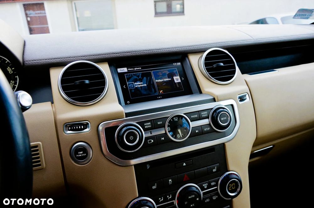 Land Rover Discovery 3.0 SDV6 HSE - 21