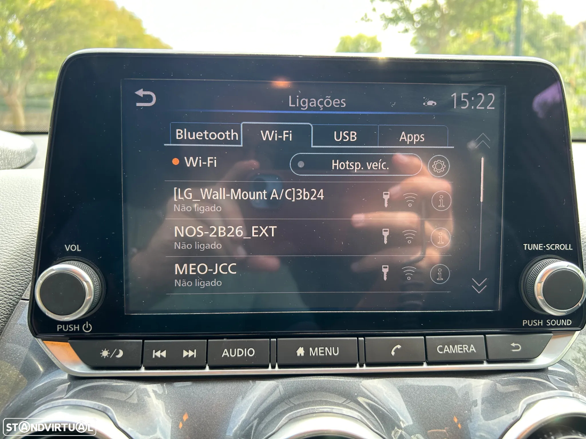 Nissan Juke 1.0 DIG-T N-Connecta - 16