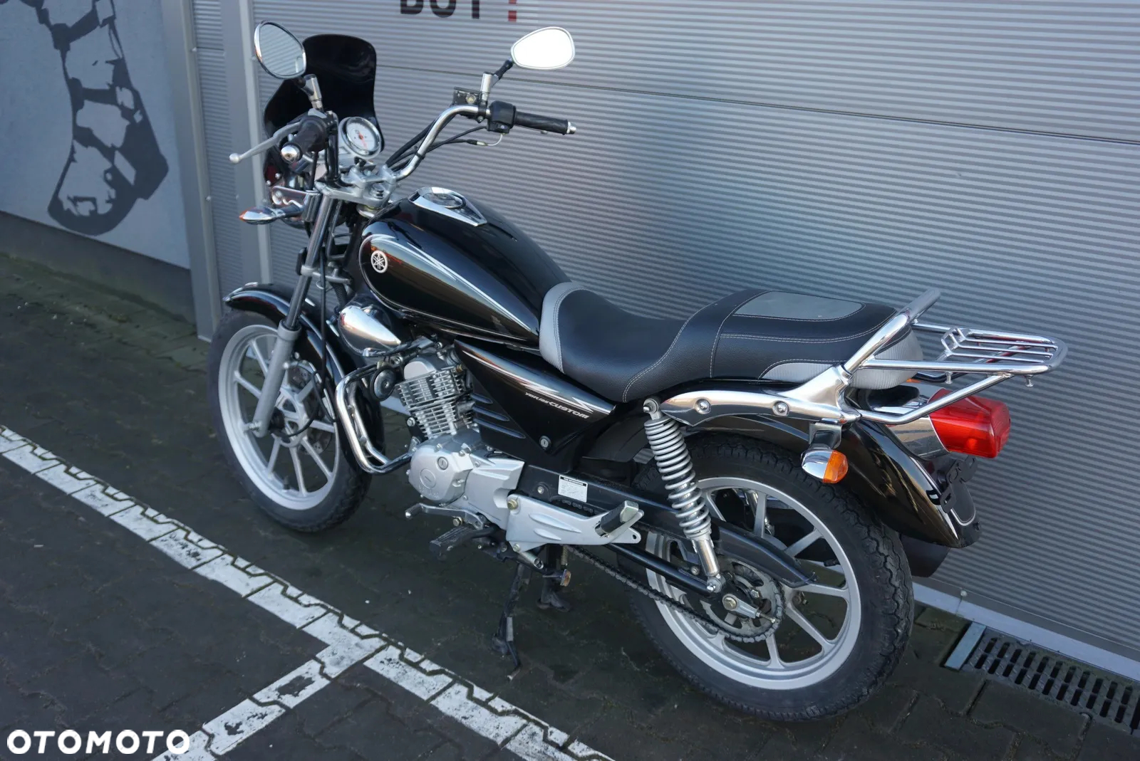 Yamaha YBR - 15