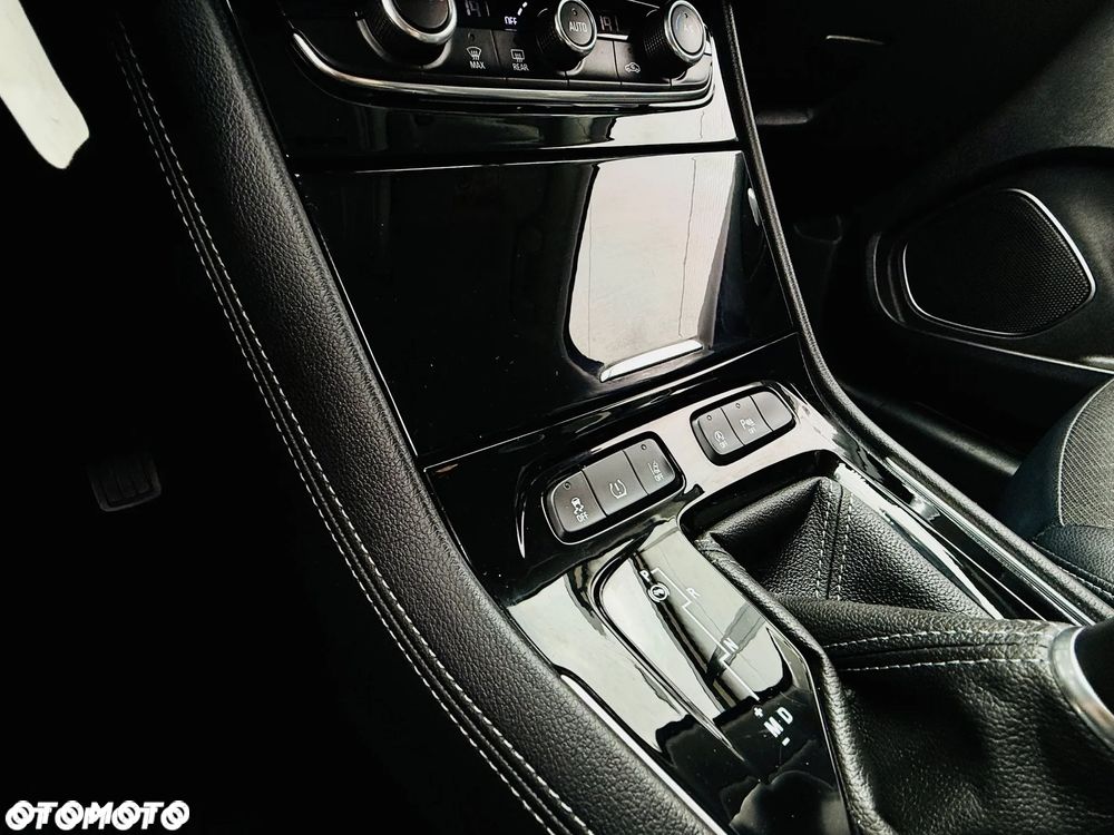 Opel Grandland X 1.2 Start/Stop Automatik Business INNOVATION - 20