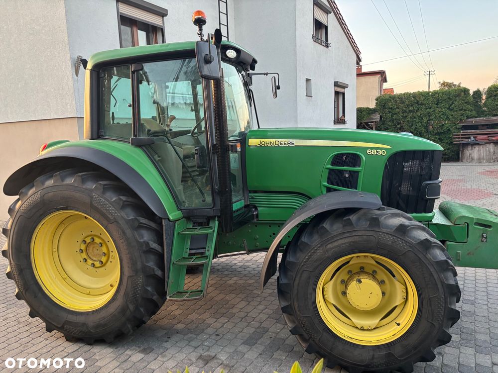 John Deere 6830 - 17