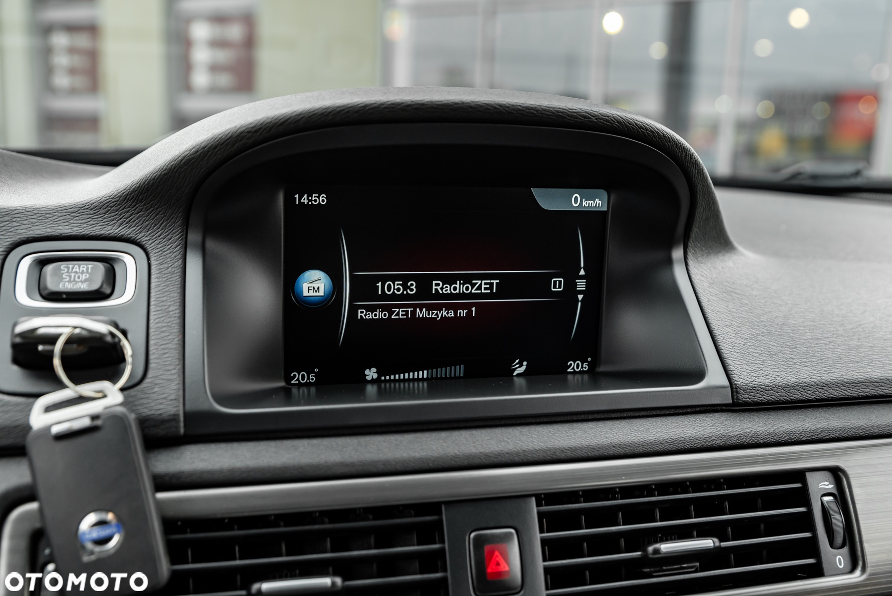 Volvo XC 70 - 34