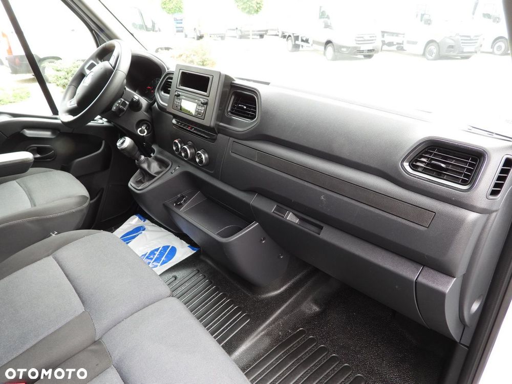 Renault MASTER  PLANDEKA 10 PALET TEMPOMAT LEDY PNEUMATYKA KLIMATYZACJA  165KM - 39