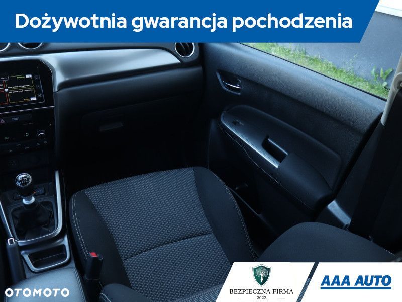 Suzuki Vitara - 10