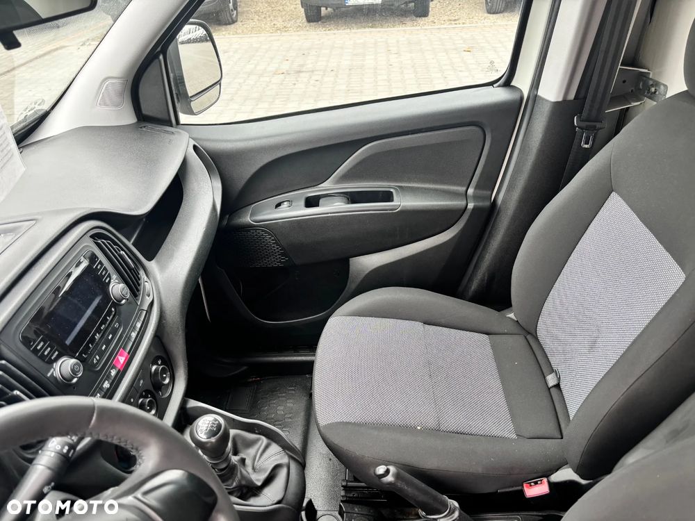 Fiat DOBLO - 8