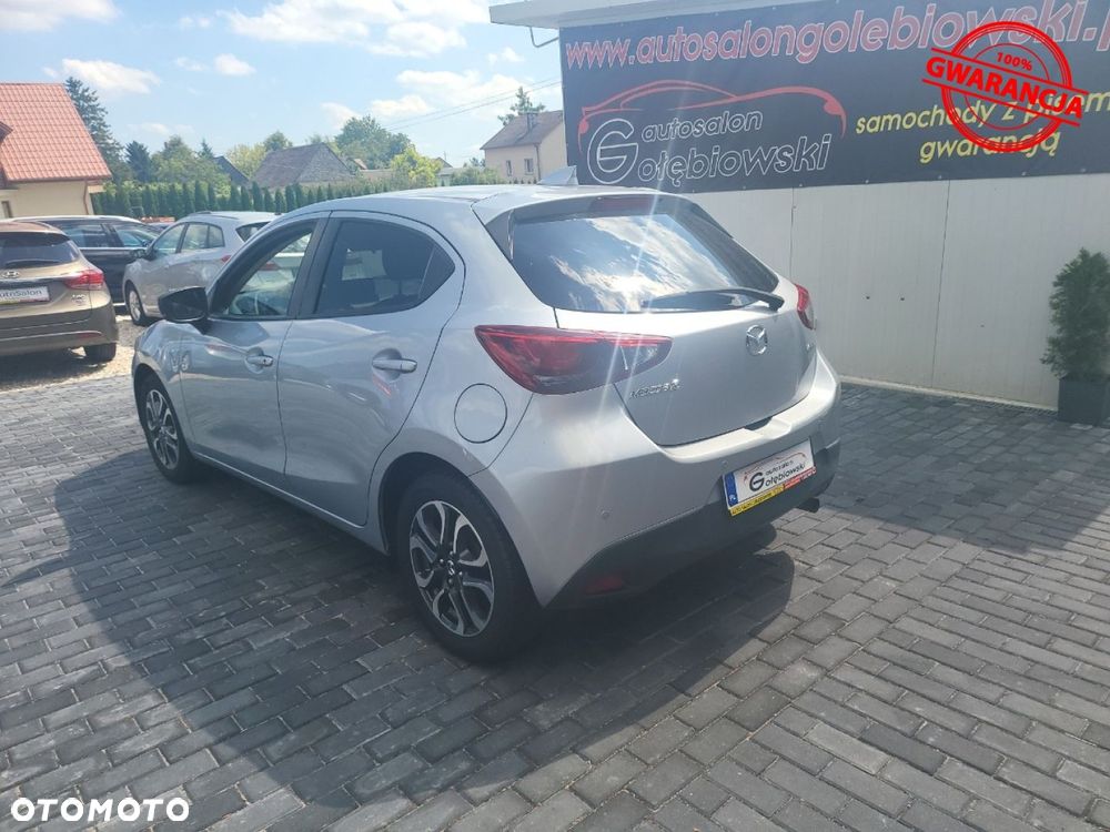 Mazda 2 - 7