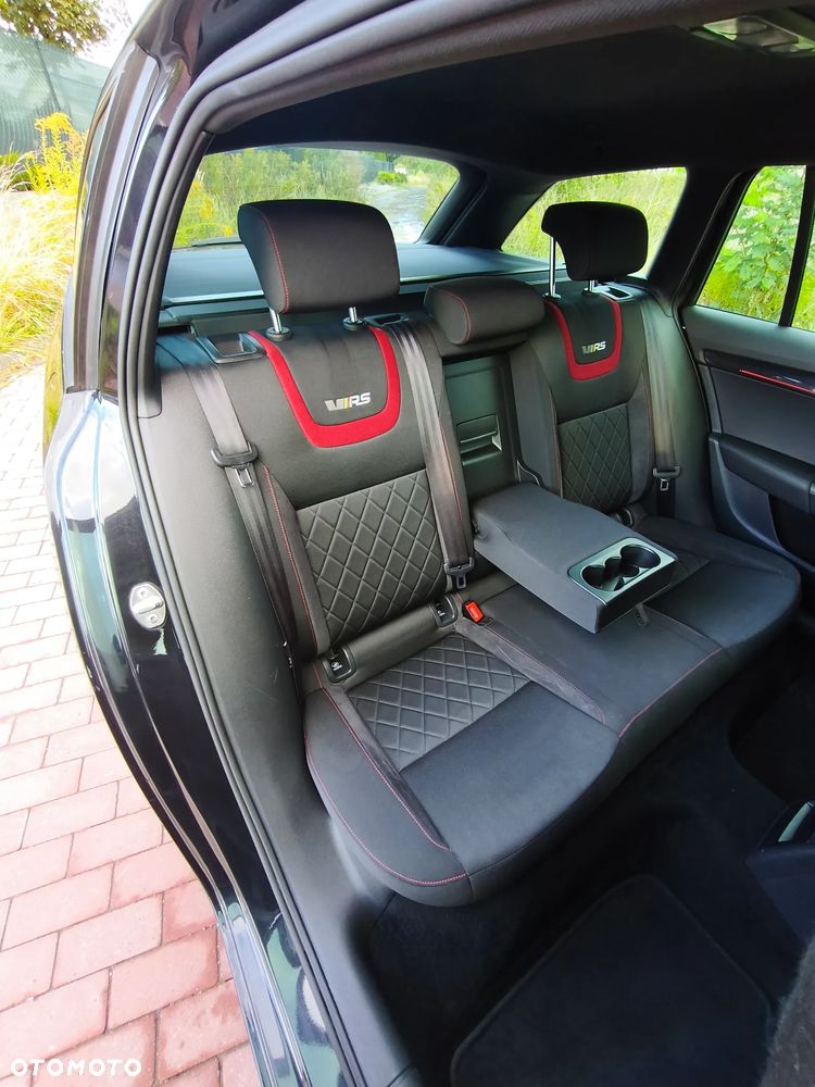 Skoda Octavia 2.0 TDI DSG RS - 31