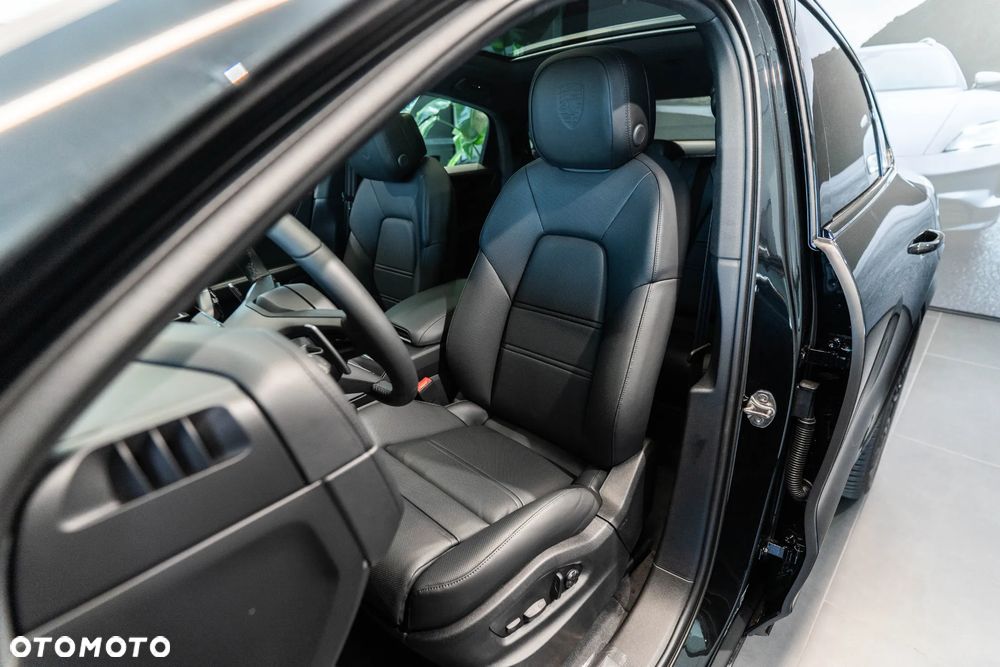 Porsche Cayenne Black Edition - 10